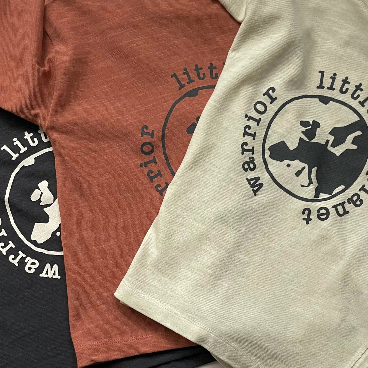 Futuro Bambino organic children’s T-shirts in coordinating colours