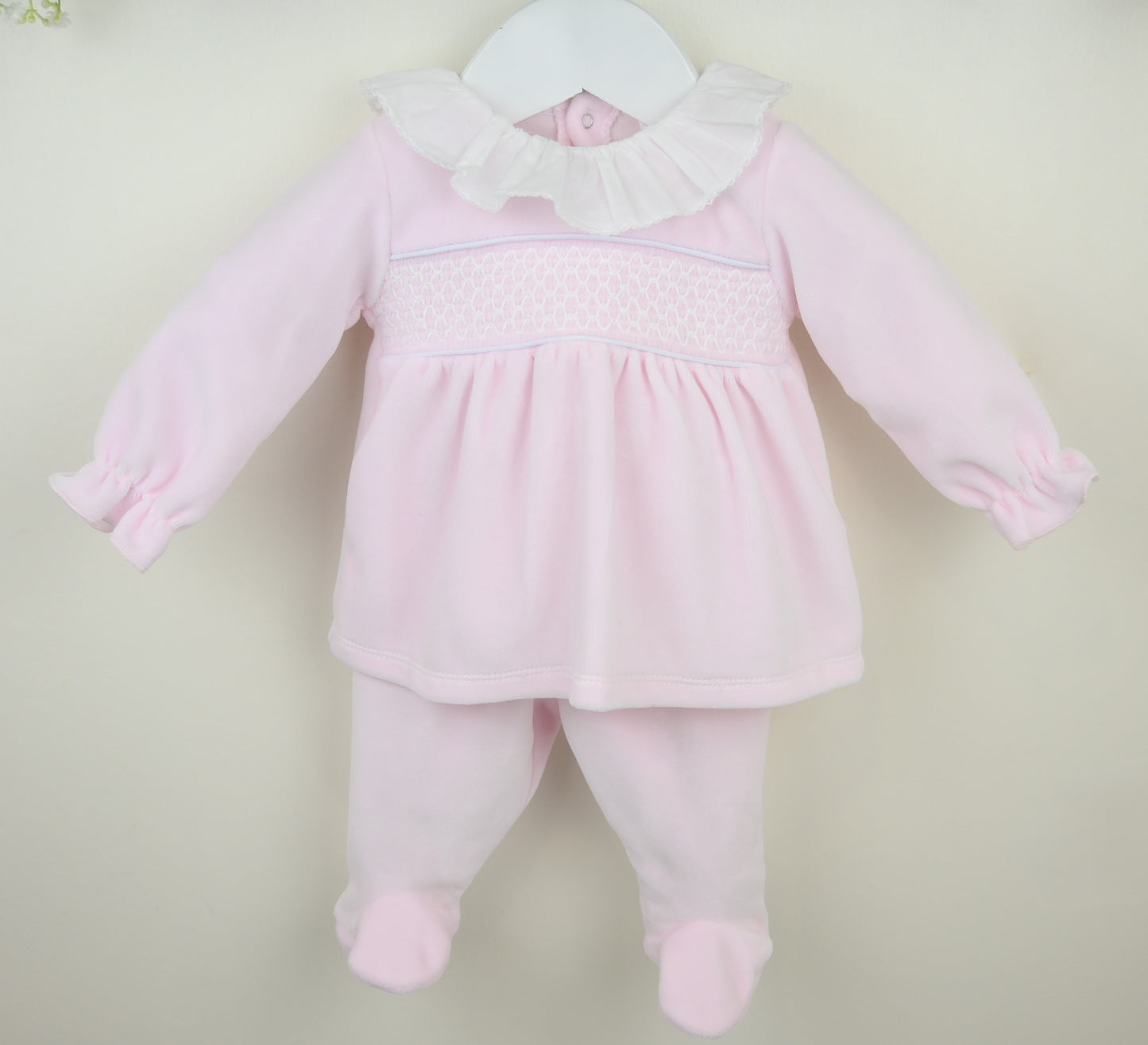 Soft pink baby outfit Pex Evie – velour top and trousers