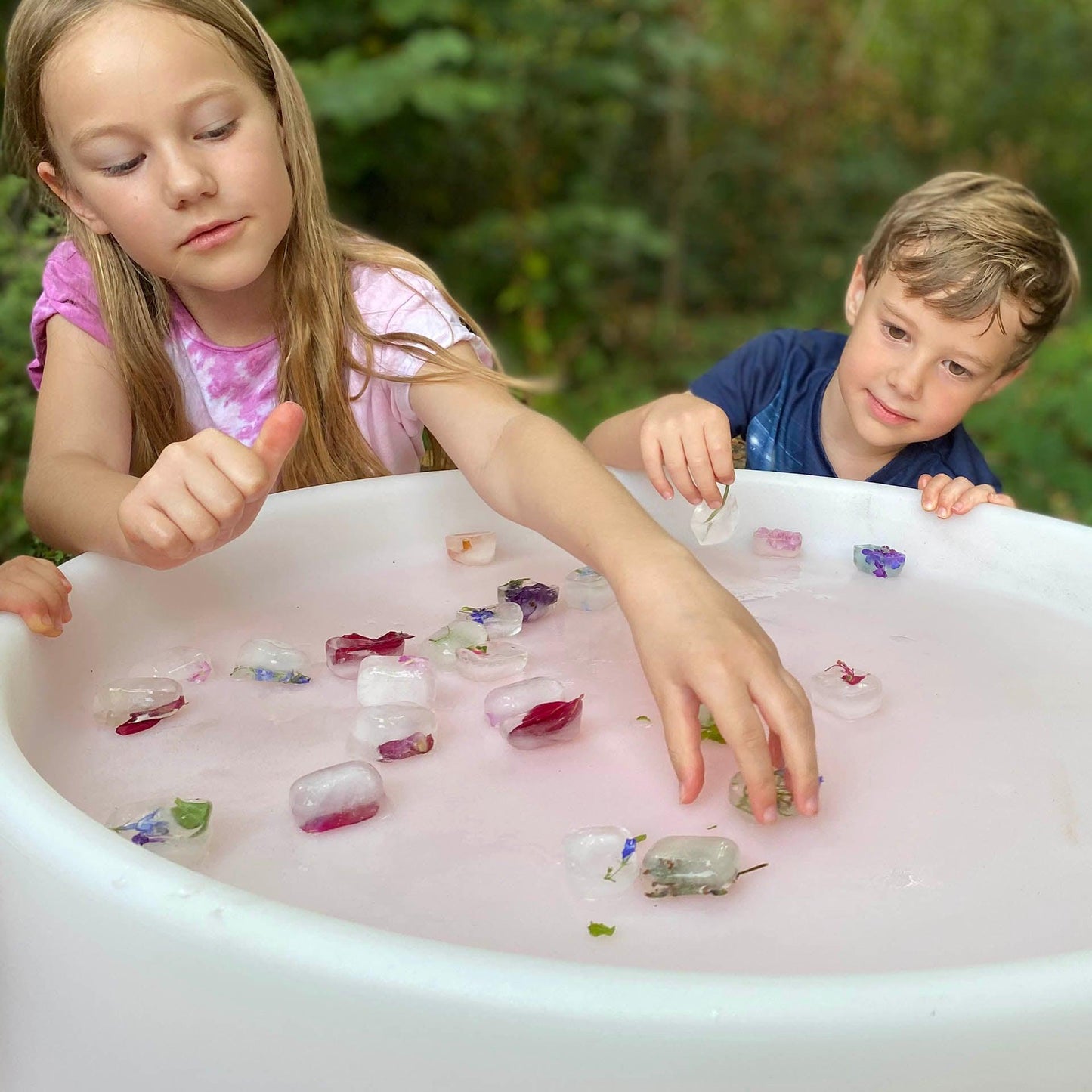 Discovery Glow Table