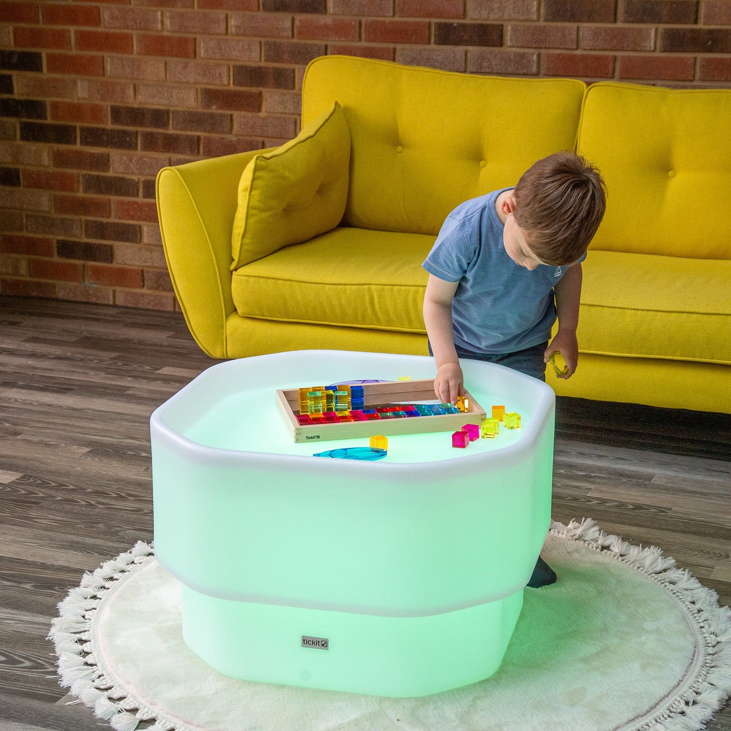 Discovery Glow Mini Tuff Table