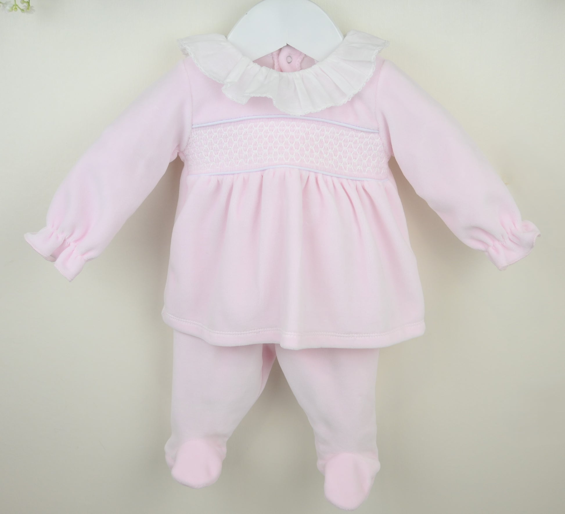 Soft pink baby outfit Pex Evie – velour top and trousers
