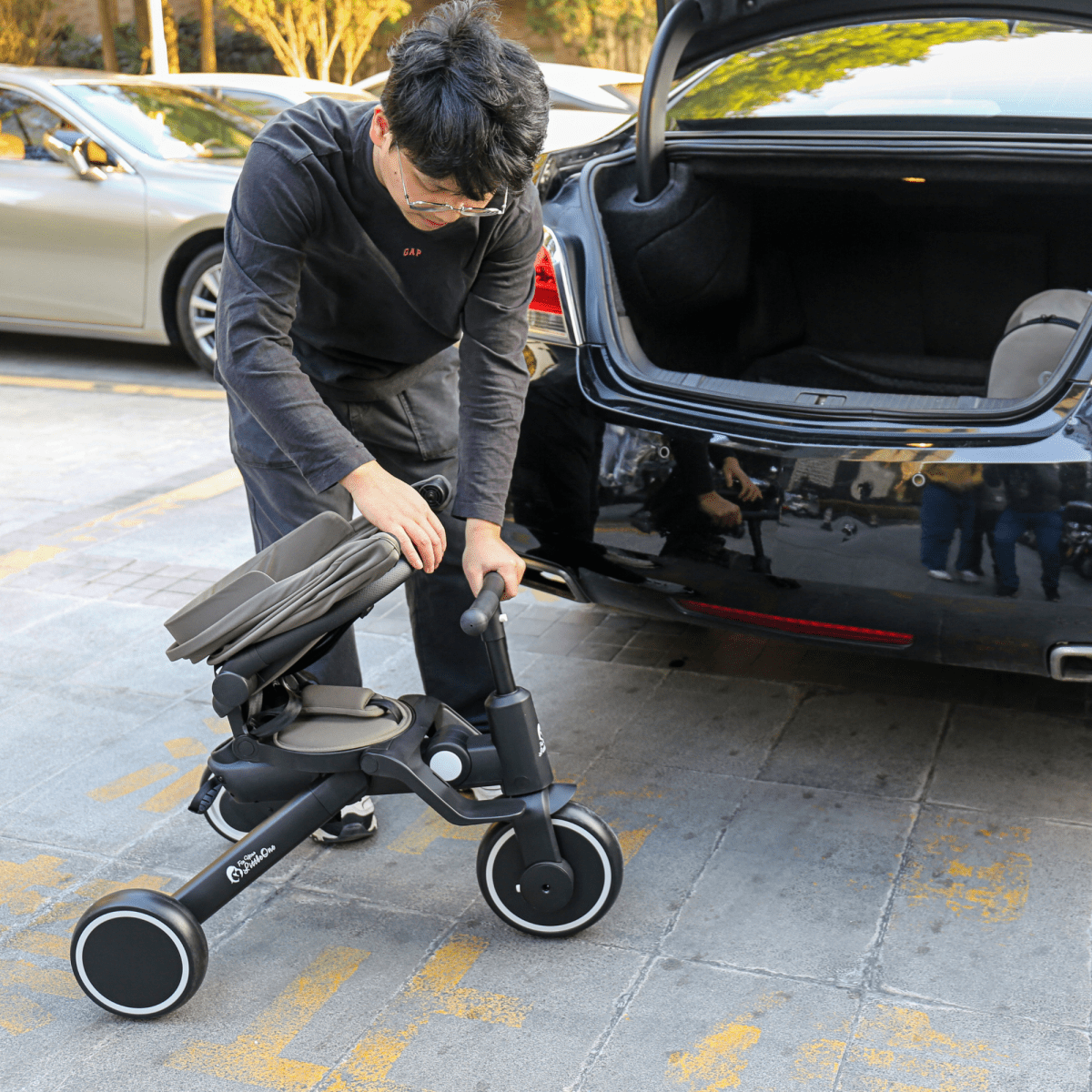 Foryourlittleone Xplor 6 in 1 Foldable Trike - Jet Black (10m-5y)
