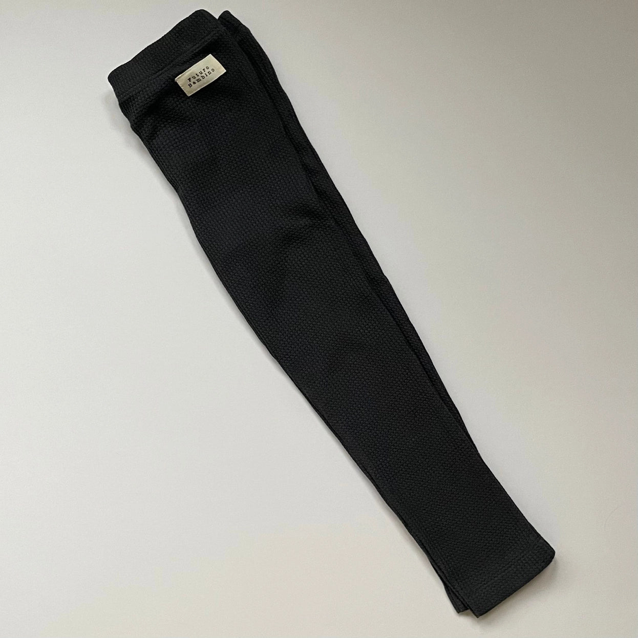 Kids’ organic cotton leggings in charcoal
